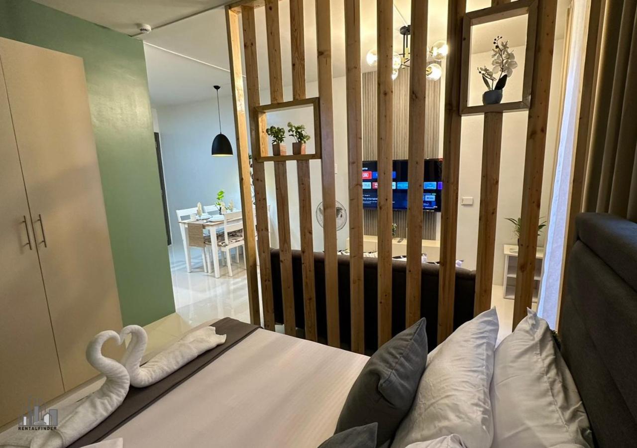 Palawan Staycation With A Balcony, Free Pool, Underground River, Honda Bay, With Car Rental - B2 6Diamond プエルト・プリンセサ エクステリア 写真